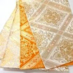 袋帯とは、表面に金糸や銀糸をほどこした格調高い柄