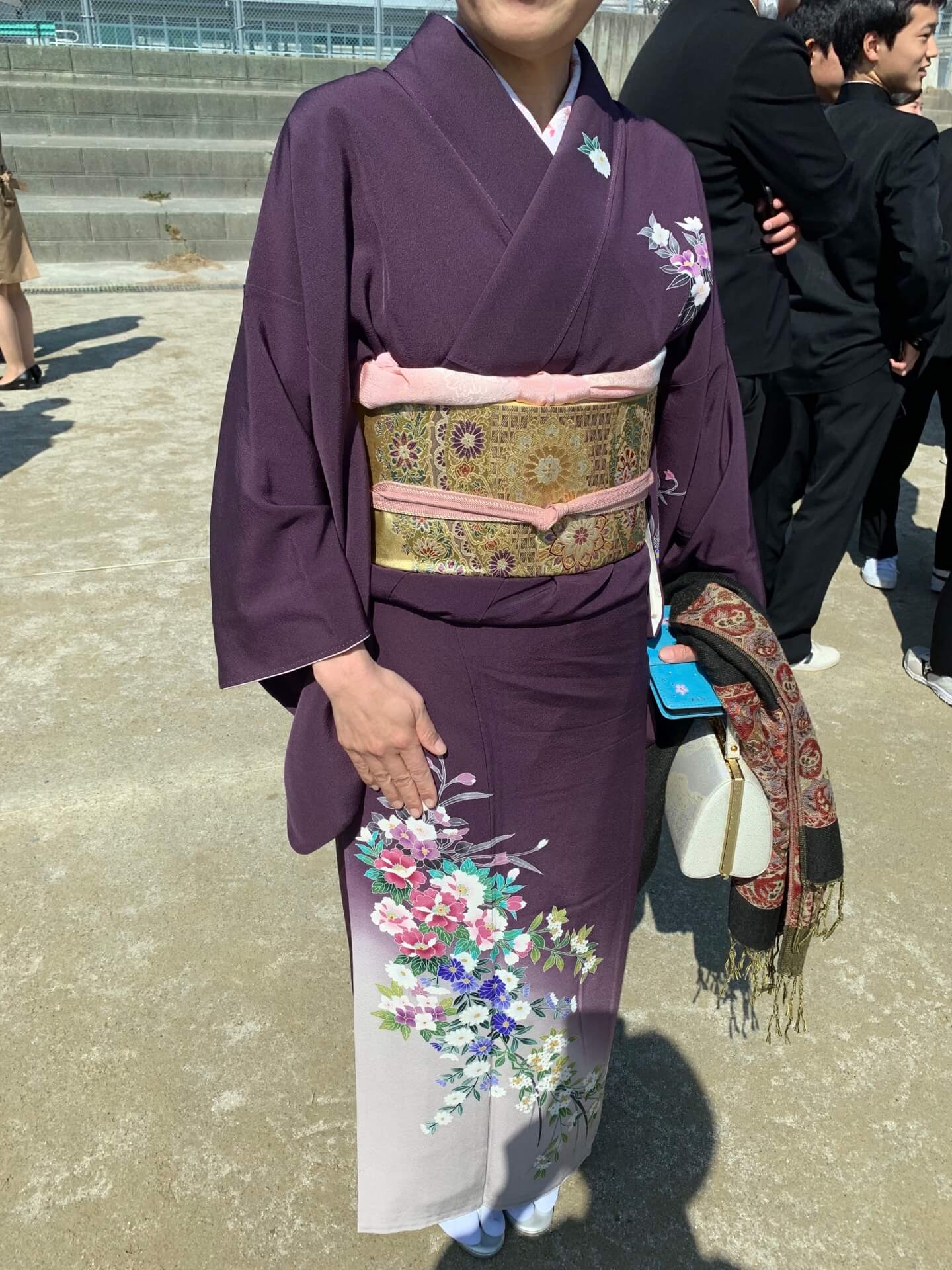 https://kimono-cocoro5.com/kimonogara-kimonokaki-monyouhon/