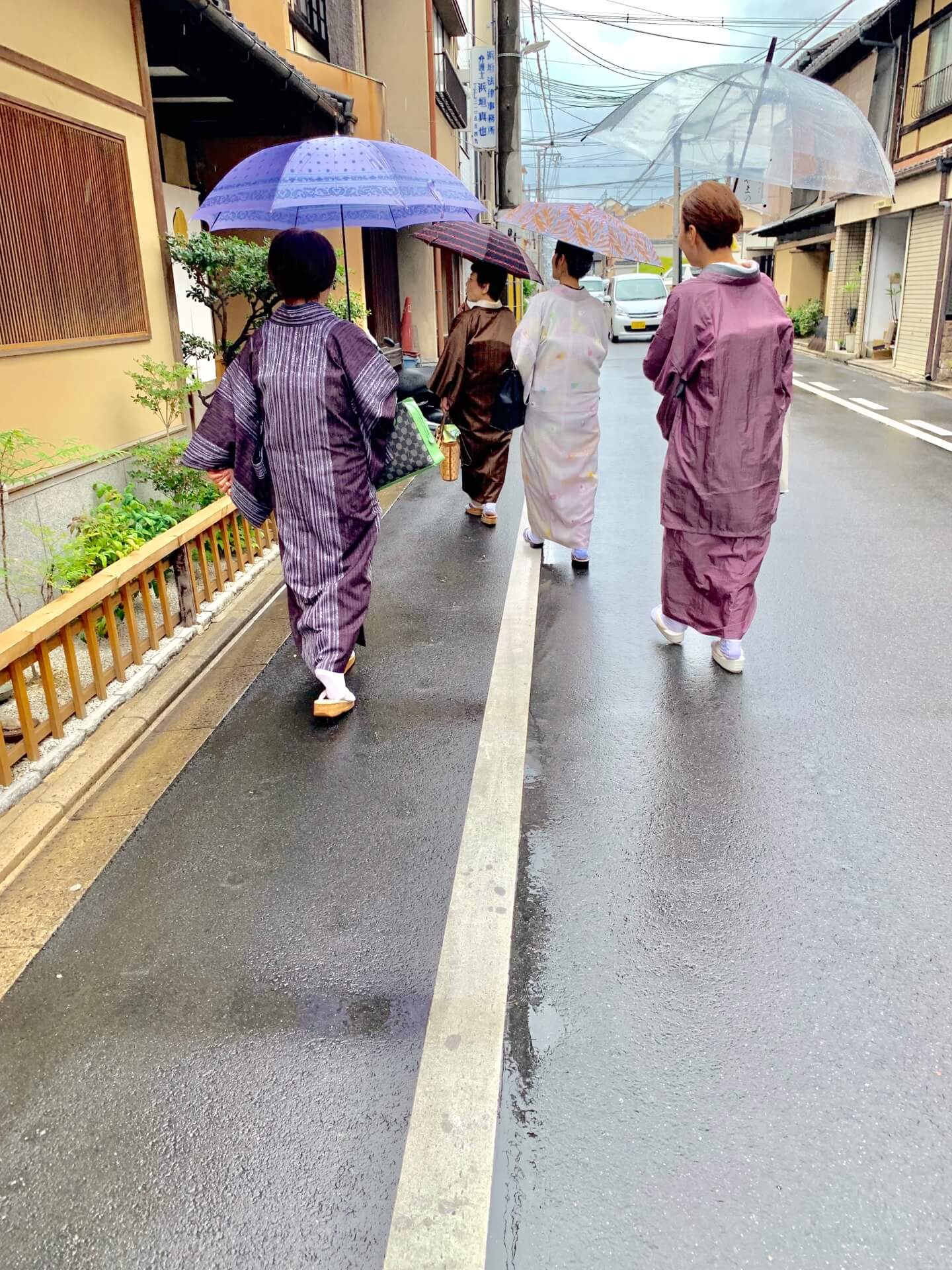 キモノカフェ kimono cafe 雨コート 二部式 フリーサイズ 着物雨コート 晴雨兼用 前掛け (アズキ)